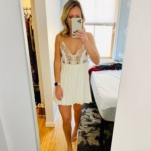 Lulus embroidered floral mini dress